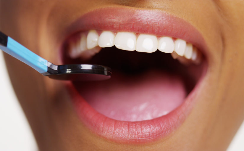 Całościowe leczenie dentystyczne – znajdź drogę do zdrowej i atrakcyjnego uśmiechu.